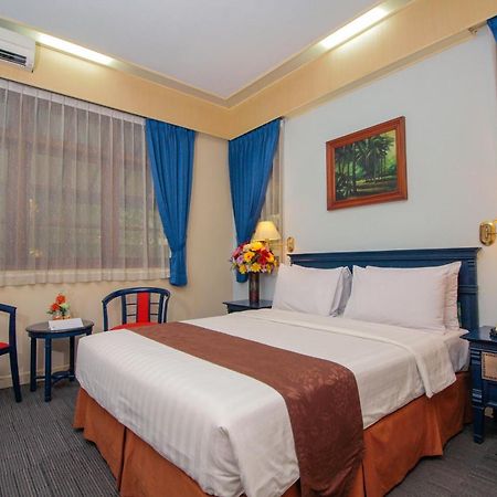 Sapta Nawa Resort 1 Gresik Buitenkant foto